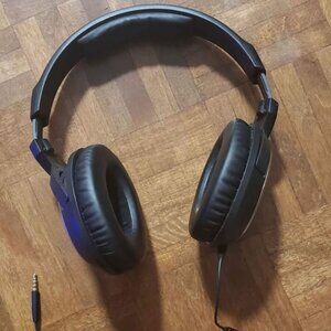 Sennheiser HD471 Headset headphones with Inline Mic and 3 Button Control great c